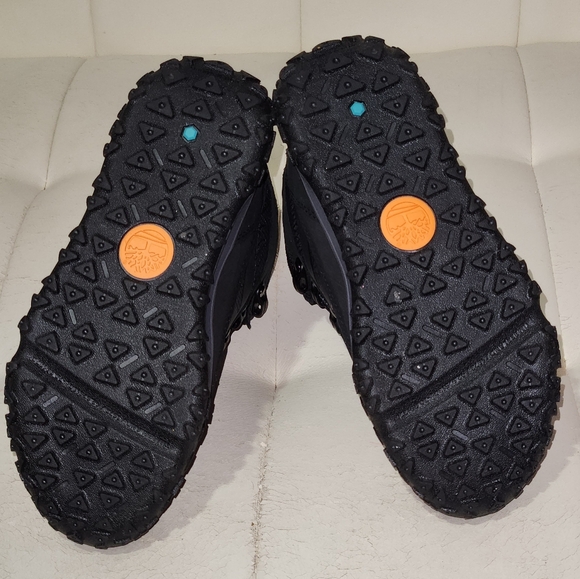 Timberland children's boots size 1.5 in black NIB - Picture 4 of 9